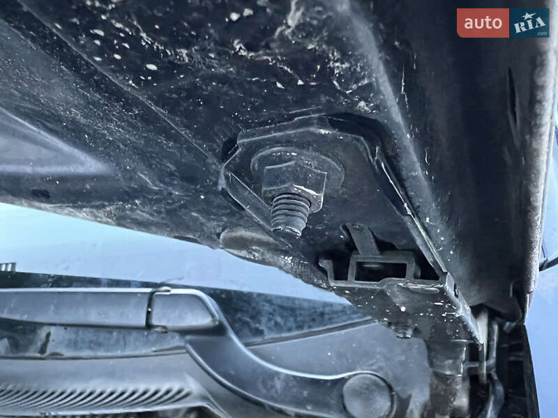 Седан Audi A4 2006 в Ровно