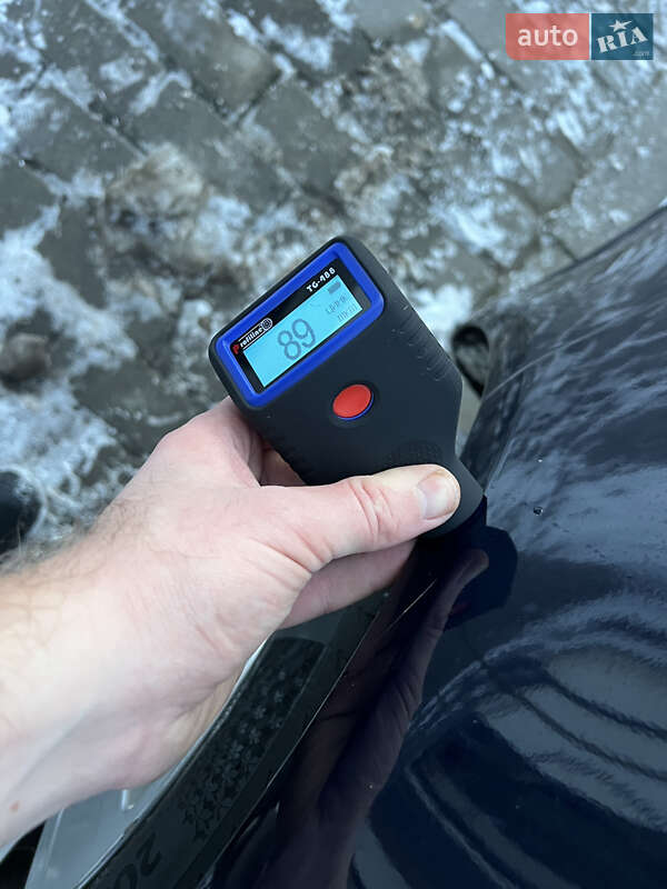 Седан Audi A4 2006 в Ровно