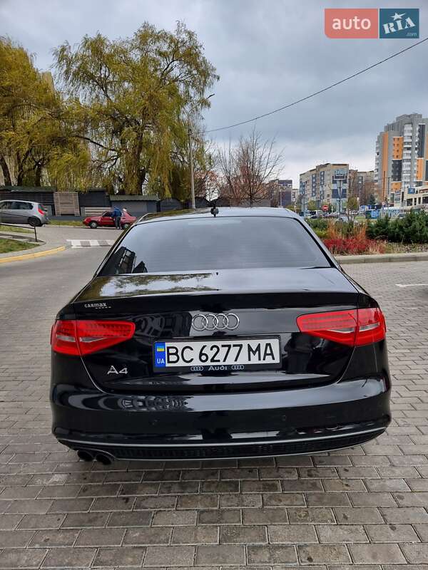 Седан Audi A4 2015 в Львові