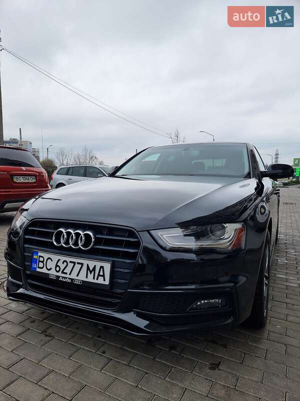 Седан Audi A4 2015 в Львове