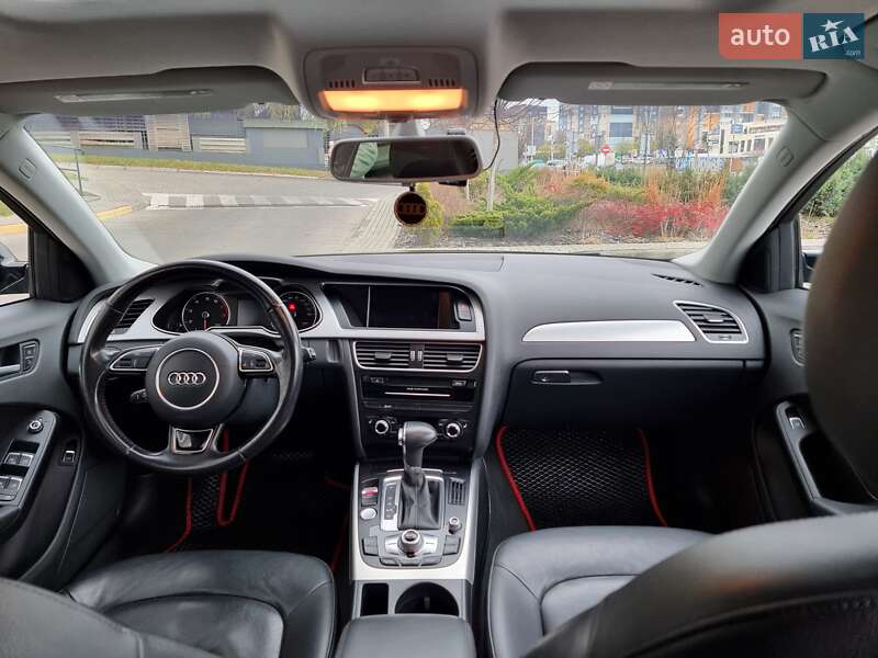 Седан Audi A4 2015 в Львові