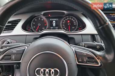 Седан Audi A4 2015 в Львові