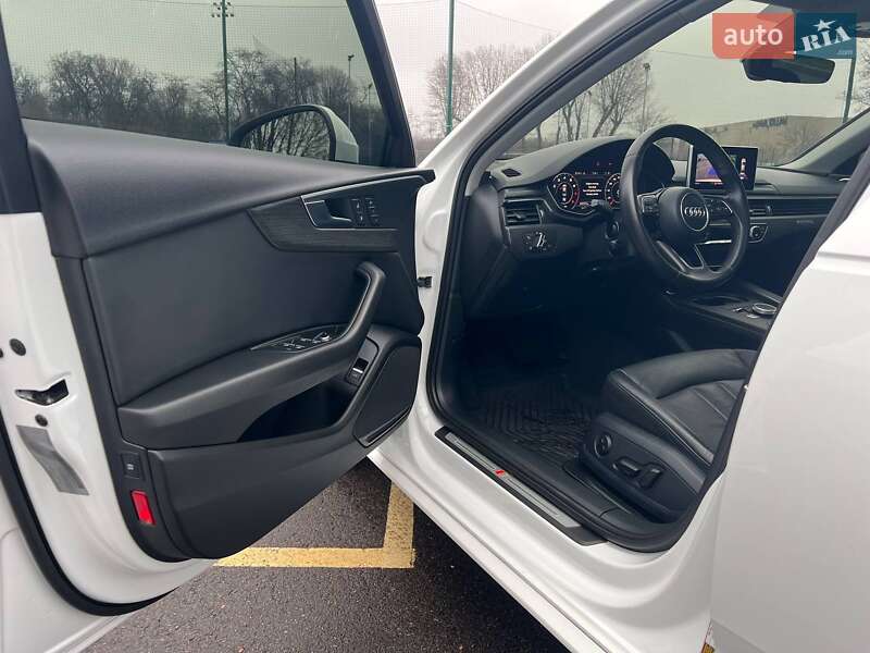 Седан Audi A4 2016 в Каменском