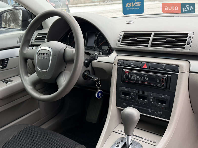 Седан Audi A4 2006 в Полтаве