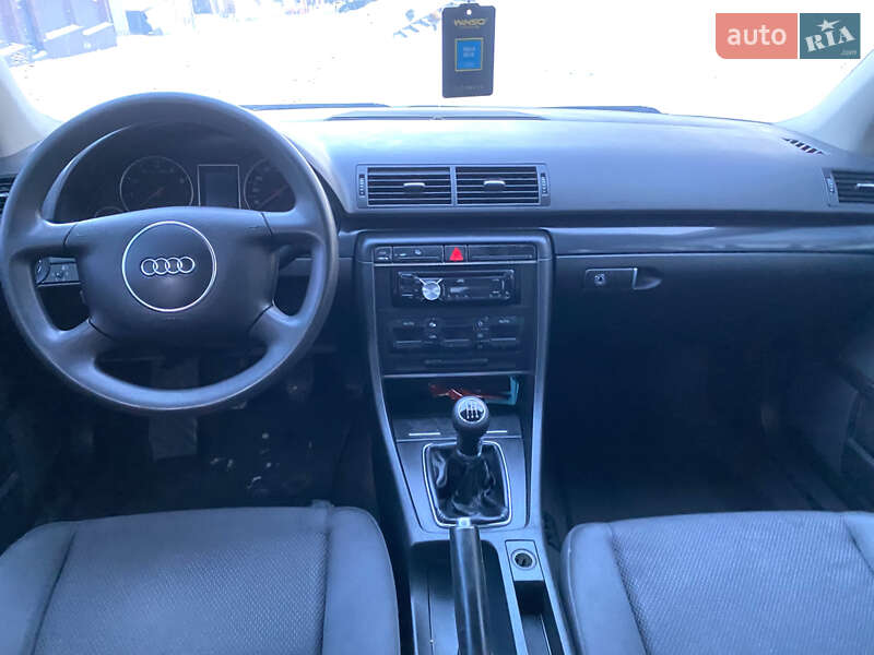Седан Audi A4 2004 в Тернополе