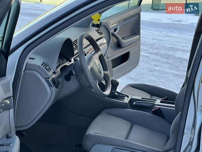 Седан Audi A4 2002 в Тернополі