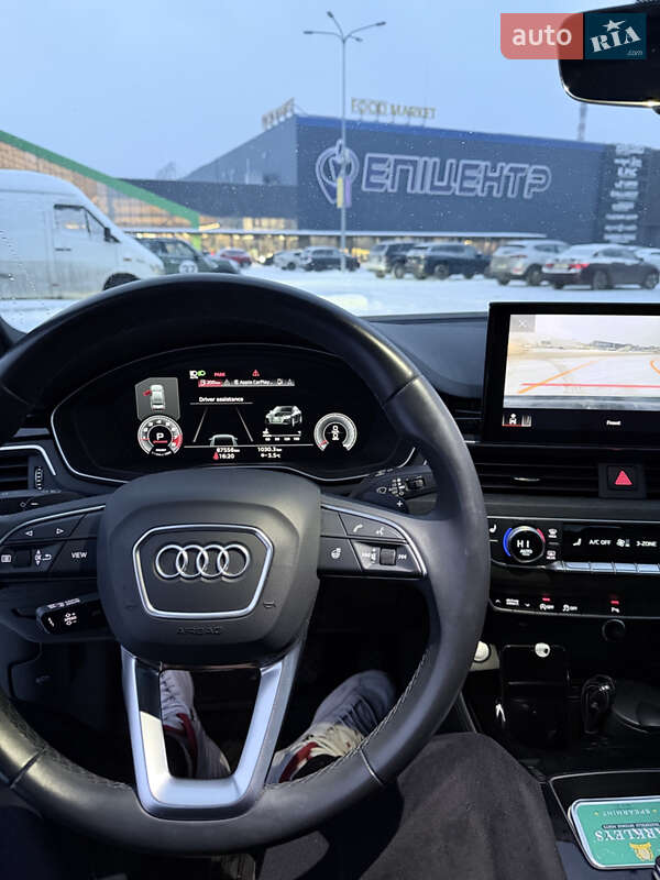 Седан Audi A4 2020 в Киеве