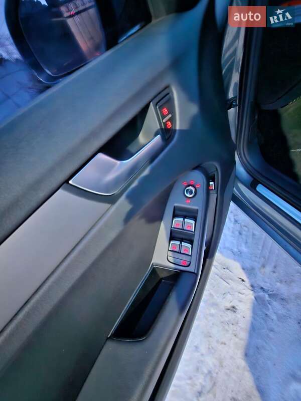Седан Audi A4 2013 в Дублянах фото 14 Седан Audi A4 2013 в Дублянах