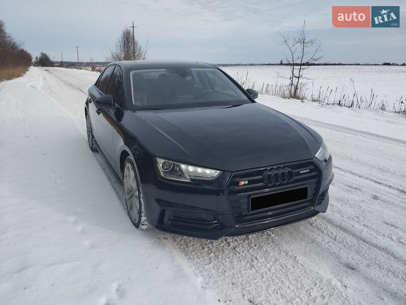 Седан Audi A4 2018 в Белой Церкви