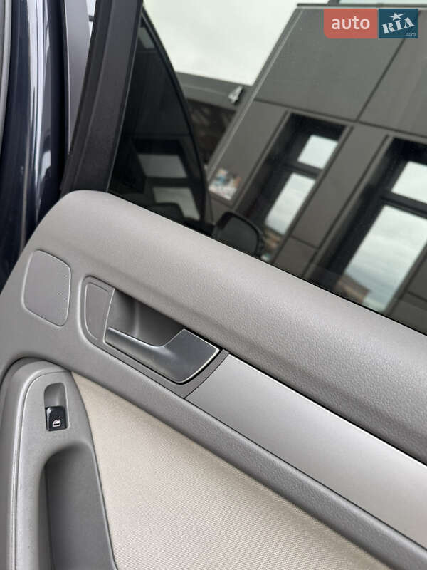 Универсал Audi A4 2011 в Дрогобыче