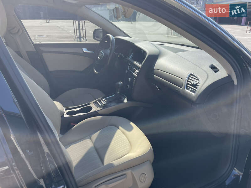Универсал Audi A4 2013 в Киеве