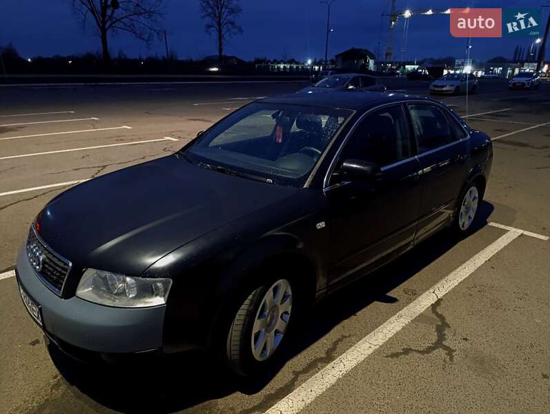Седан Audi A4 2004 в Луцке