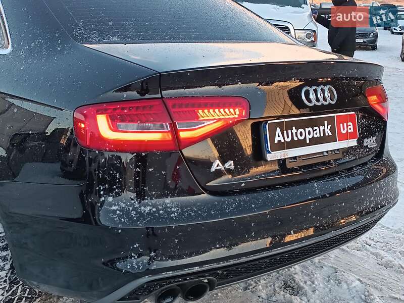 Седан Audi A4 2014 в Львове