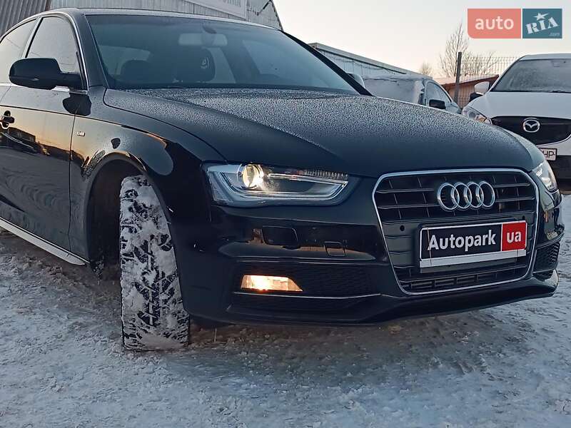 Седан Audi A4 2014 в Львове