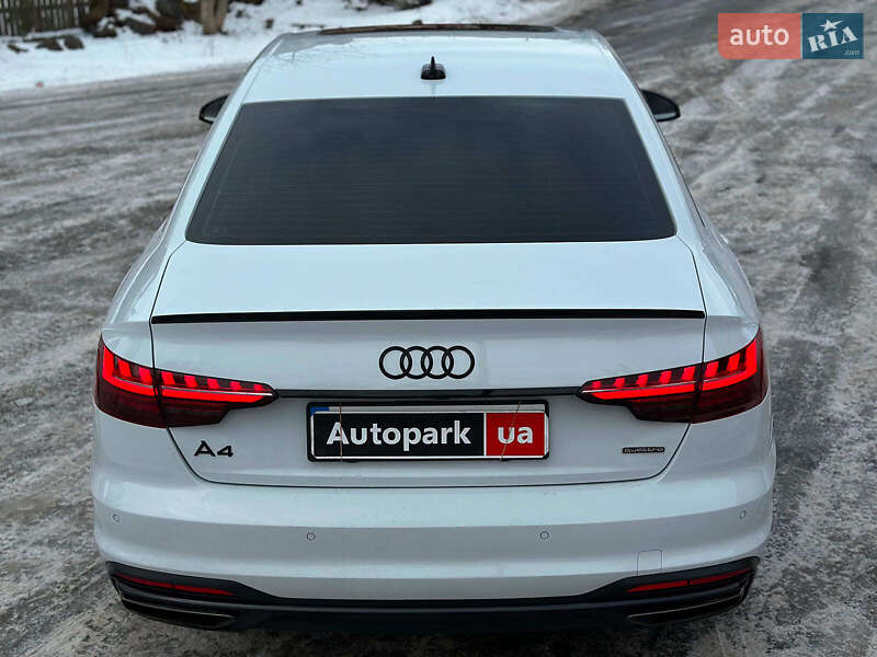 Седан Audi A4 2022 в Киеве
