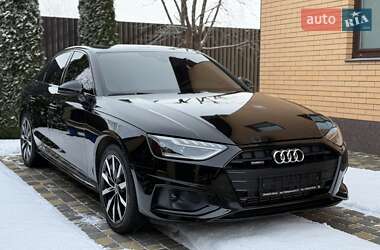 Седан Audi A4 2023 в Киеве