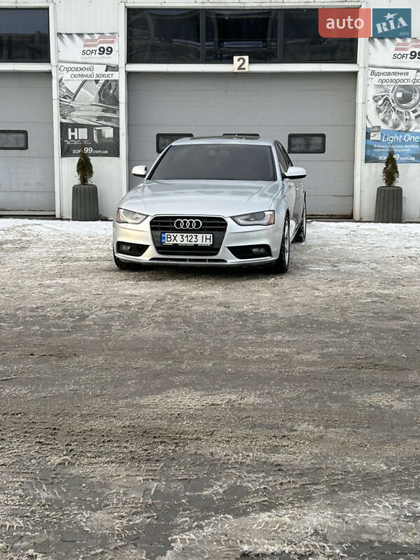 Седан Audi A4 2013 в Виннице