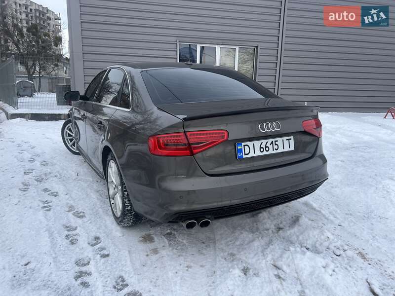 Седан Audi A4 2014 в Харкові