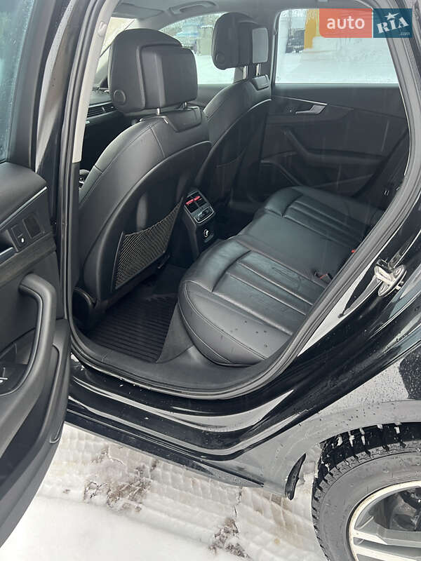 Седан Audi A4 2016 в Виннице