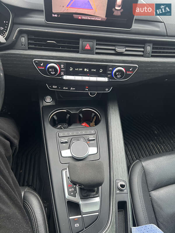 Седан Audi A4 2016 в Виннице