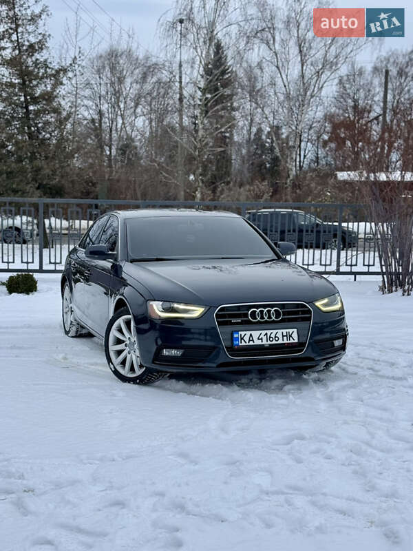Седан Audi A4 2013 в Львове фото Седан Audi A4 2013 в Львове