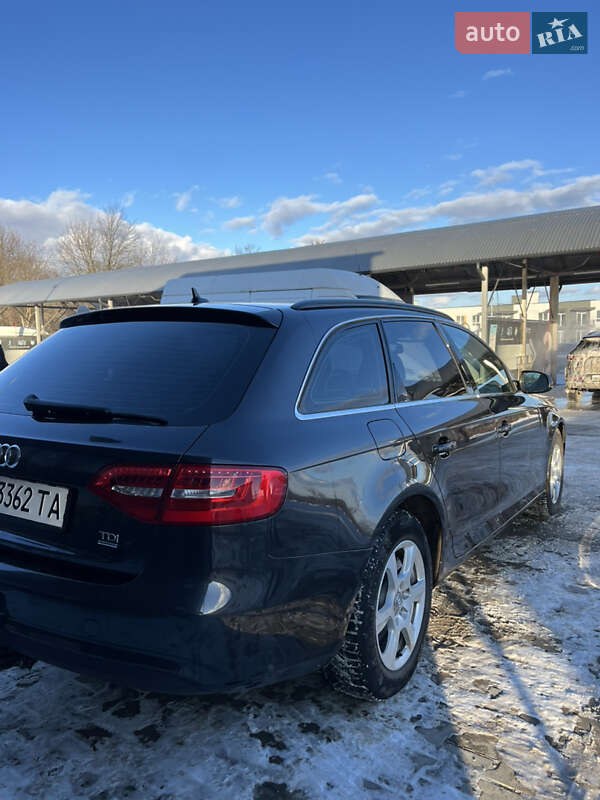 Универсал Audi A4 2014 в Львове