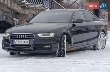 Седан Audi A4 2013 в Дрогобыче