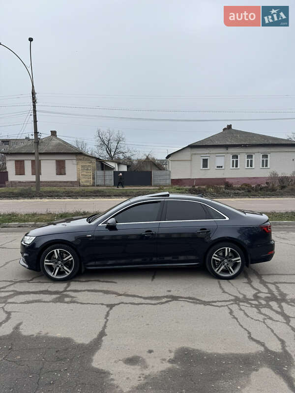 Седан Audi A4 2018 в Києві
