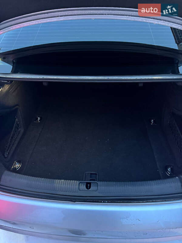 Седан Audi A4 2016 в Києві фото 12 Седан Audi A4 2016 в Києві