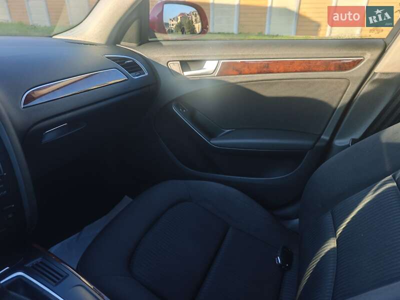 Седан Audi A4 2010 в Киеве
