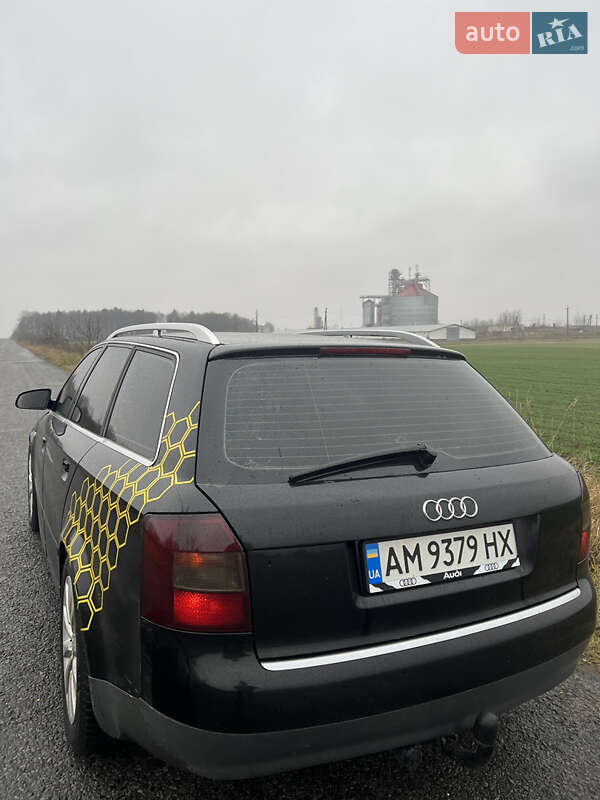 Универсал Audi A4 2002 в Звягеле