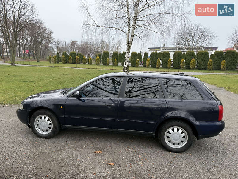 Універсал Audi A4 1998 в Хмельницькому