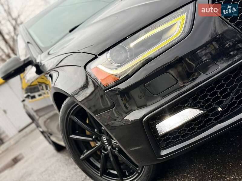 Седан Audi A4 2014 в Кривом Роге
