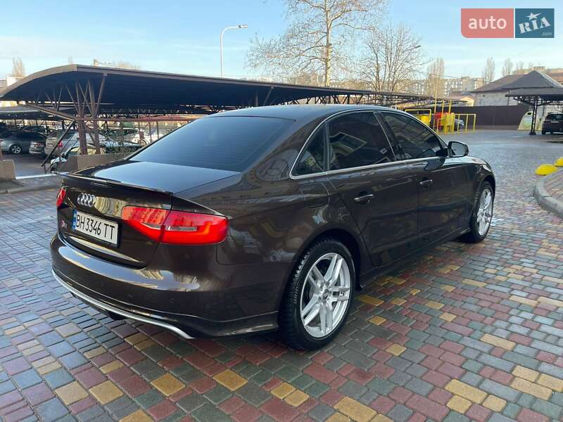 Седан Audi A4 2013 в Одессе