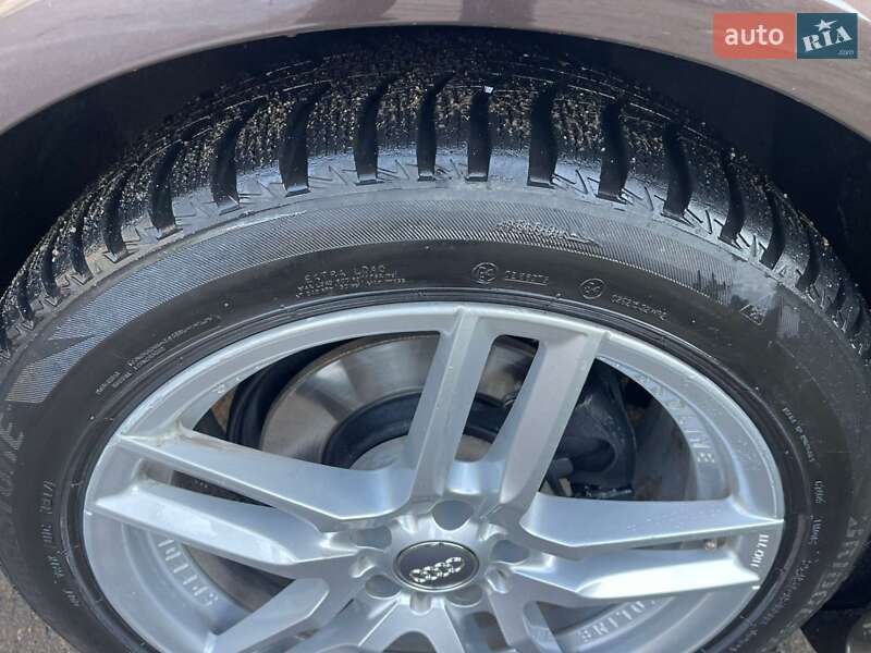 Седан Audi A4 2013 в Одессе