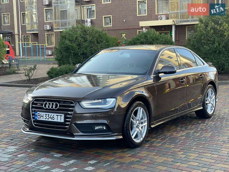 Седан Audi A4 2013 в Одессе