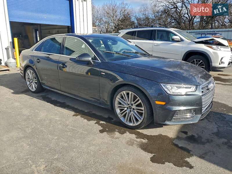 Седан Audi A4 2017 в Львові