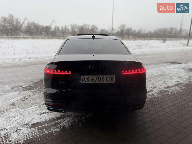 Седан Audi A4 2023 в Киеве