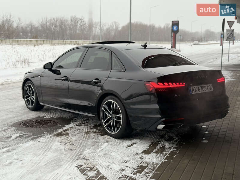 Седан Audi A4 2023 в Киеве