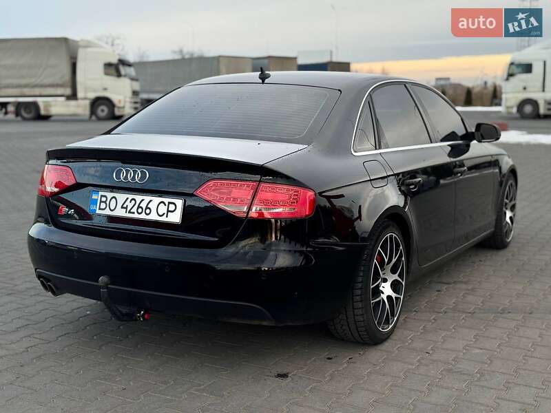 Седан Audi A4 2009 в Чернівцях