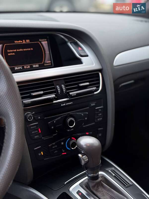 Седан Audi A4 2009 в Чернівцях
