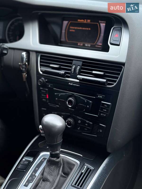 Седан Audi A4 2009 в Чернівцях