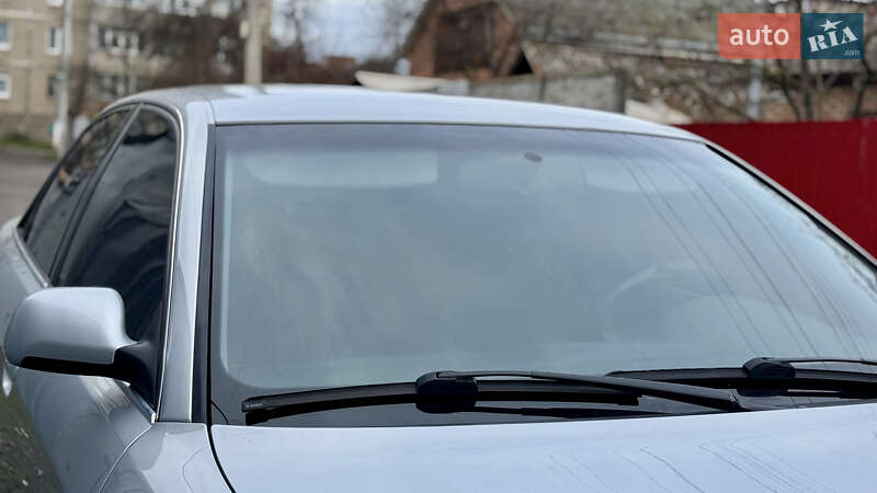 Седан Audi A4 2000 в Виннице