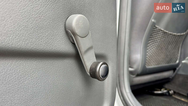 Седан Audi A4 2000 в Виннице