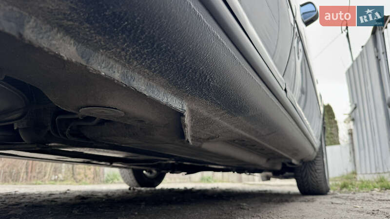 Седан Audi A4 2000 в Виннице