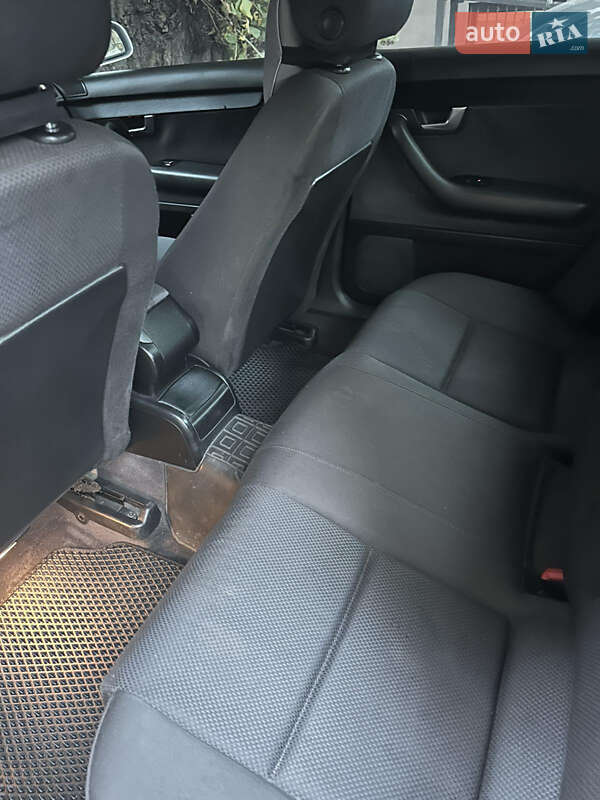 Седан Audi A4 2001 в Виннице