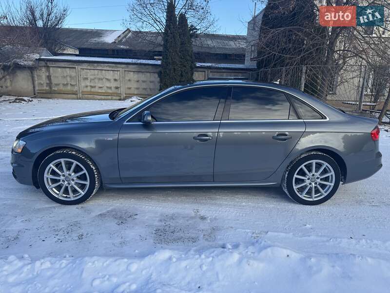 Седан Audi A4 2015 в Луцке
