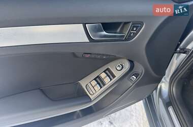 Седан Audi A4 2014 в Луцке