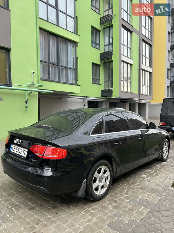 Седан Audi A4 2008 в Днепре