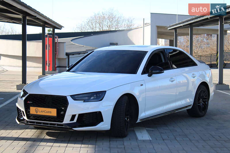 Седан Audi A4 2016 в Одессе